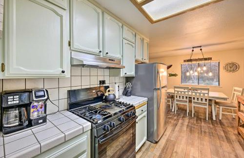 Cascadel Woods House | North Fork Vacation Rental 28 Mi to Yosemite