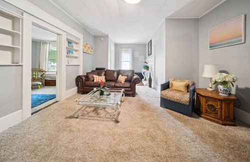 Akron House | North Hill, 2 bedroom Apartment