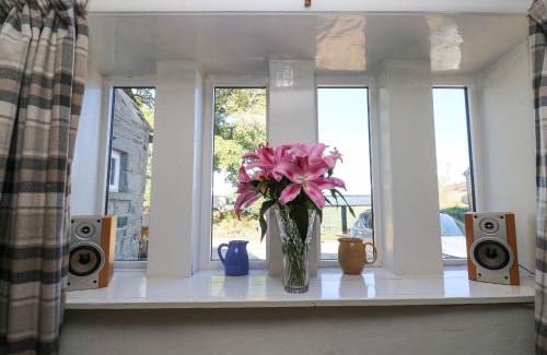 Oxenhope House | North Ives Cottage