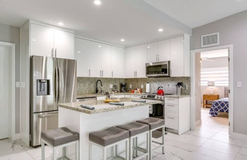 North Miami House | North Miami House ~ 7 Mi to Hard Rock Stadium