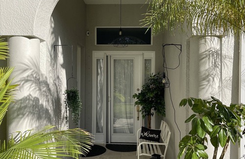 North Naples Apartment | North Naples Studio 10 minutes drive to the beach