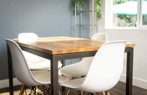 North Park House | North Park Retreat! Trendy & Tranquil 2br/2ba Home