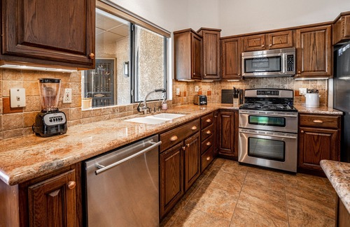 Arabian Views House | North Scottsdale 4 Bdrm with Entertainer's Yard and Game Room!