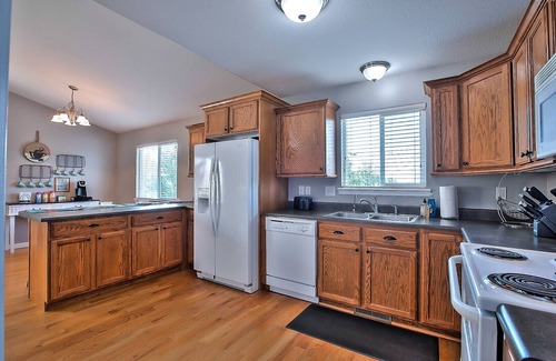 Lehi House | North Shore- Family and Business Retreat