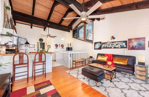 Princeville House | North Shore Kauai- AC, pool, lanai; near beaches, golf, walking path to shops