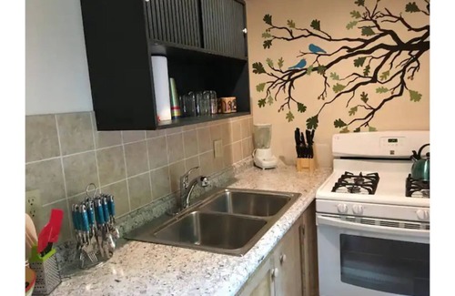 Drifting Cabin | North Star Cabin at Oak Mountain Hideaway