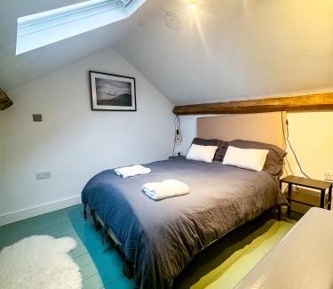 Cilcain House | North Wales Cottage Views, Walks, Dogs Welcome