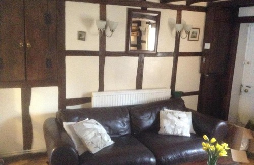 Chichester House | North Walls cottage