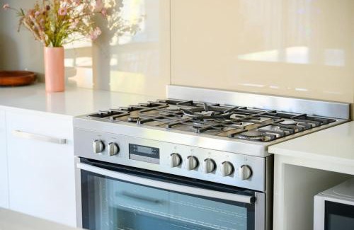 Jordan Springs House | North-West 5Br near Woolworths & Regatta Centre