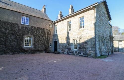 Ellon Apartment | North Wing - Pitmedden Gardens