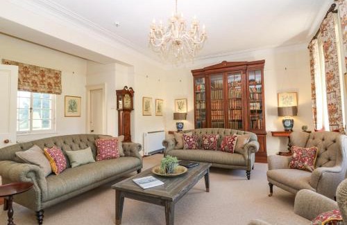 Ellon Apartment | North Wing - Pitmedden Gardens