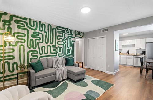 San Marco Apartment | Northeast Florida Retreat