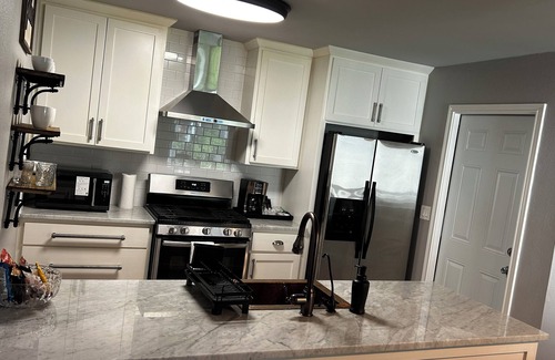 North San Antonio - SAT House | Northern Hills golf course and game room/Charming 2-bedroom house in San Antonio