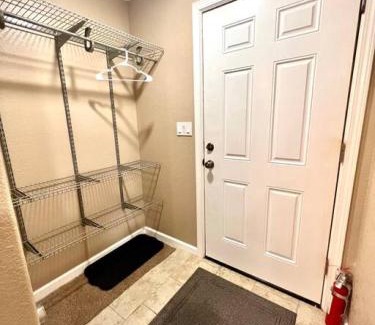 College House | Northern Lights Layover