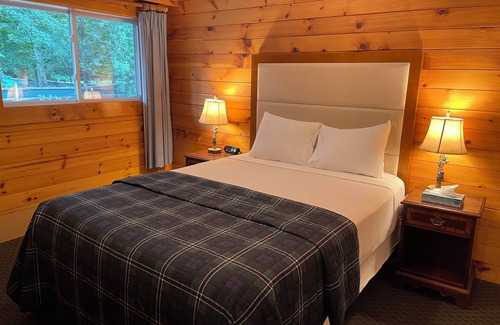 Stowe Area Hotel | Northern Lights Lodge