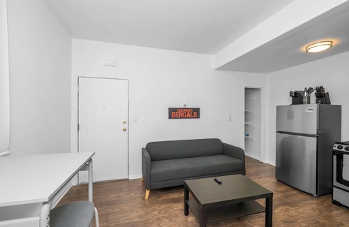 Northside Apartment | Northside Suites 3 – A Chic, Relaxed Stay for 2