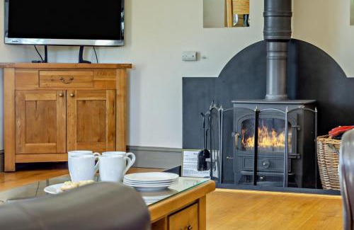 Ellastone House | Northwood Farm - The Granary