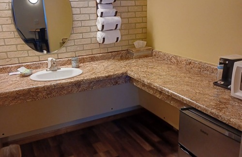 Hayward Hotel | Northwoods Motel