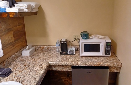 Hayward Hotel | Northwoods Motel