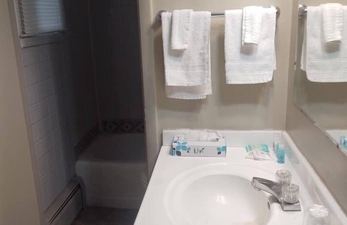 Jamestown Hotel | Norway Inn