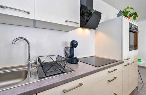 Kraljevec Sesvetski House | Not far from Zagreb is this beautiful vacation home with swimming pool, jacuzzi and sauna.