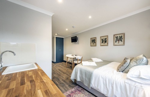 Pembridge Apartment | Notting Hill Studio 5 mins from Portobello Road 10 mins from Kensington Palace