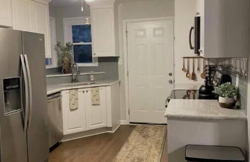 Aiken House | Nottingham Place-Near Bruce's Field/Golf/Tennis/Pet Friendly - Guest Favorite