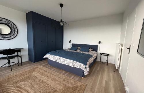 Rive Droite Apartment | Nouveau! Appartement vue mer 180° et place parking