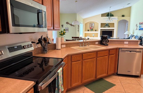 Orange Tree House | NOV&DEC Available 🌞🌴 ANTIGUA Lake View Villa with Peaceful Pool & Waterfall 🌴🌞🌴