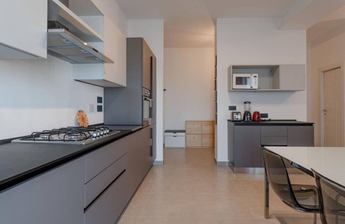Aurora Apartment | Nova House by HappyHosTorino