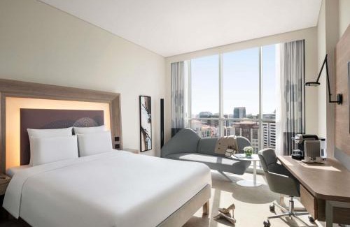 Bur Dubai Hotel | Novotel Bur Dubai - Healthcare City