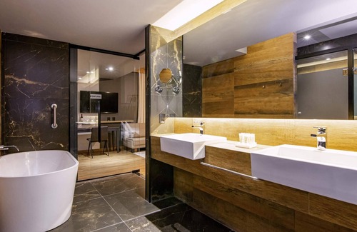 Nossa Senhora da Salete Hotel | Novotel Criciuma