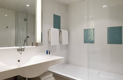 Sennece-les-Macon Hotel | Novotel Mâcon Nord – Porte de Bourgogne
