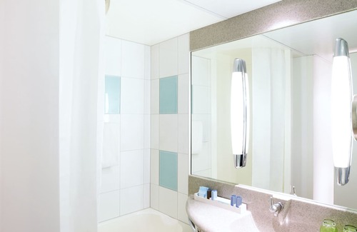 Saint-Menet Hotel | Novotel Marseille Est Porte d'Aubagne