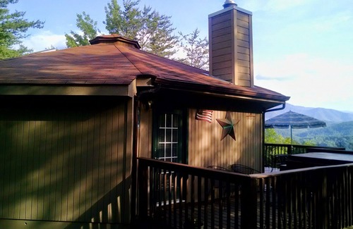 Gatlinburg - Pigeon Forge Cabin | Now Booking for 2025