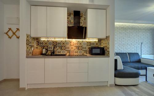 Bierutowice Apartment | Nowoczesne i Stylowe Apartamenty Sun Seasons 24 w Karpaczu z Parkingiem by Noclegi Renters