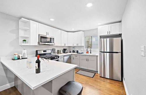 MacGregor Apartment | Nr Museum Med Center Zoo Apt | Fire Pit BBQ Games