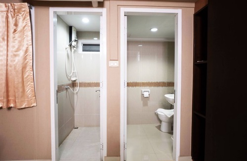 Lat Krabang Hotel | NRC Residence Suvarnabhumi