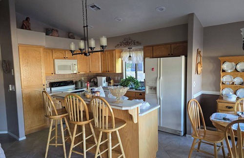 Springpointe House | nSerenity Executive Home – Your Green Valley Getaway