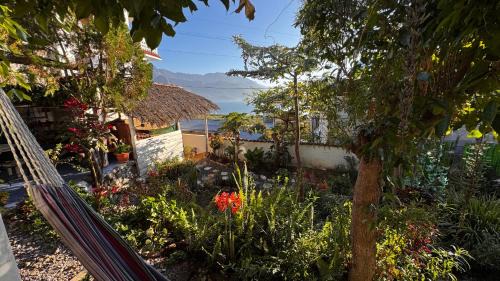 San Juan La Laguna House | Nuevo Sol