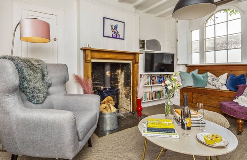 Blockley Cottage | Number 11 - a cotswold cottage that sleeps 3 guests in 2 bedrooms