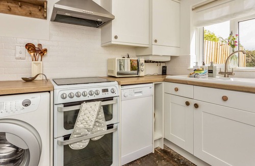 Blockley Cottage | Number 11 - a cotswold cottage that sleeps 3 guests in 2 bedrooms