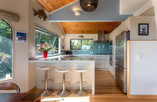 Onetangi House | Number 2 on Onetangi Be My Guest Fabulous Beach pad for the Family