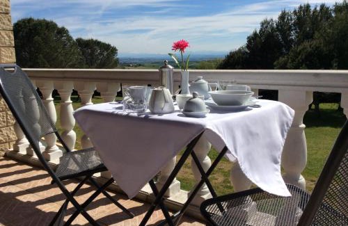 Carlipa Bed & Breakfast | Number9 - now with air conditioned rooms