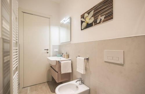 Alba Apartment | Nuovo e confortevole appartamento con parcheggio