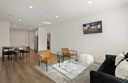 Modesto House | Nurse & Travel worker housing near DMC & Hwy 99