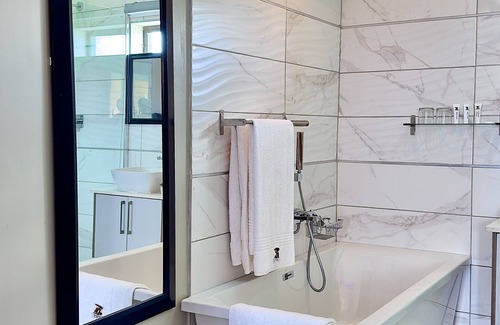 Bushbuckridge Hotel | Nyamankulu Guest Lodge