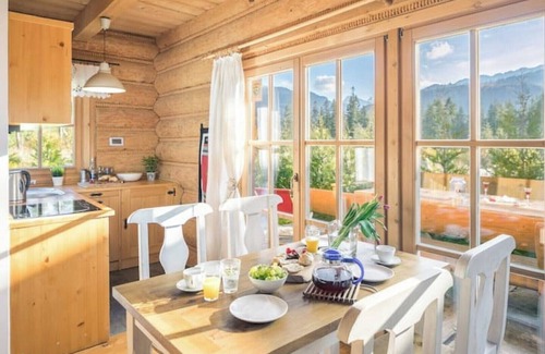 Koscielisko Ski Chalet | Nydala Rustic - Premium chalet with a fireplace, private sauna and Mountain View