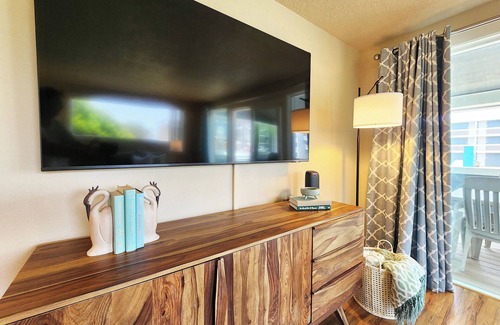 Newport House | Nye Beach! Restaurants, Shop & Walk to Beach!