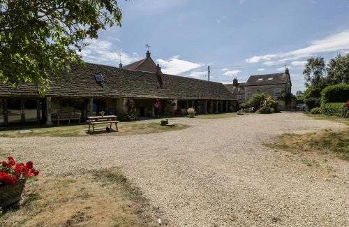Nympsfield House | Nympy Cottage
